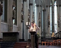 Image 2 Martin Schleske at Cologne Cathedral